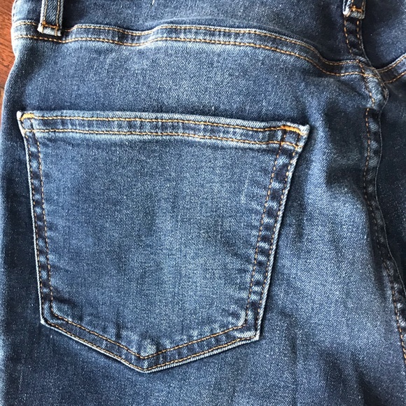 Forever 21 High Rise Flare Jeans - Picture 6 of 11